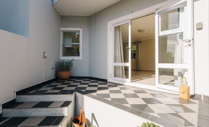 4 Bedroom Property for Sale in Kommetjie Western Cape
